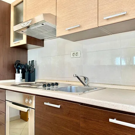 Elaine's View * Umago